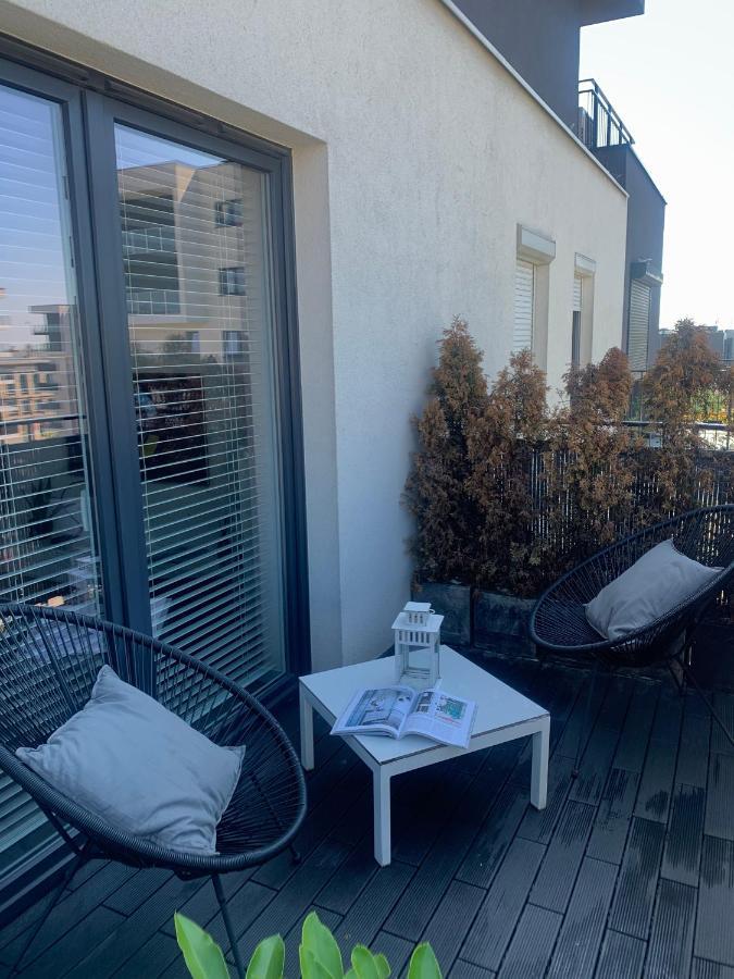 Two-Levels Penthouse With A Garden In The City Center Apartment Lodz  Exterior photo